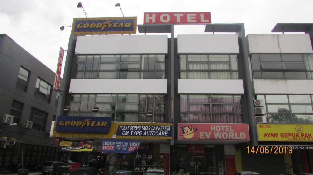 Hotel Zamburger Sungai Besi Kuala Lumpur Extérieur photo