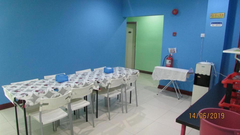 Hotel Zamburger Sungai Besi Kuala Lumpur Extérieur photo