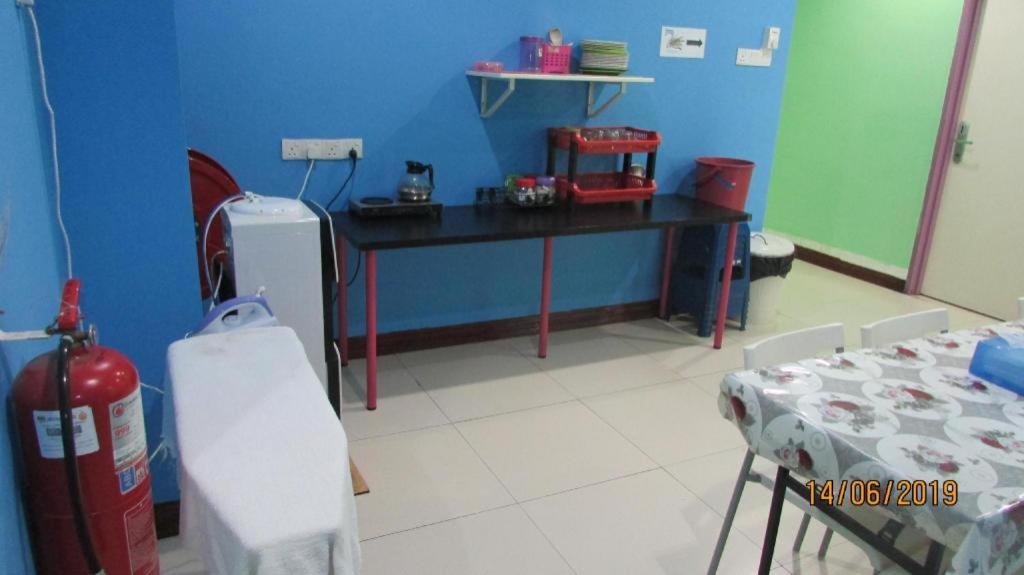 Hotel Zamburger Sungai Besi Kuala Lumpur Extérieur photo