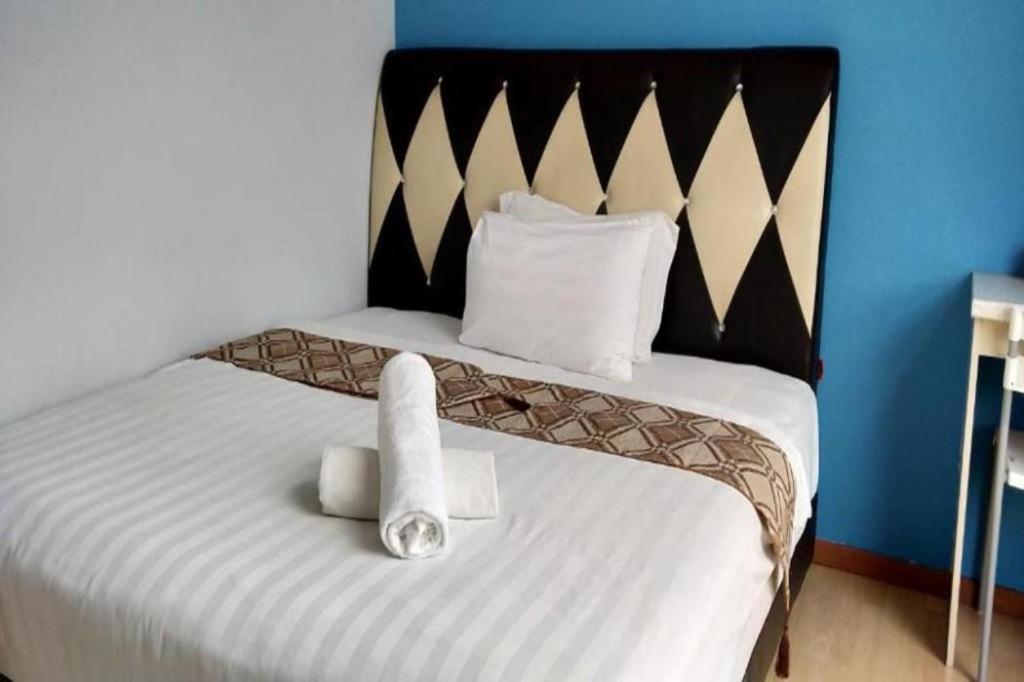 Hotel Zamburger Sungai Besi Kuala Lumpur Extérieur photo