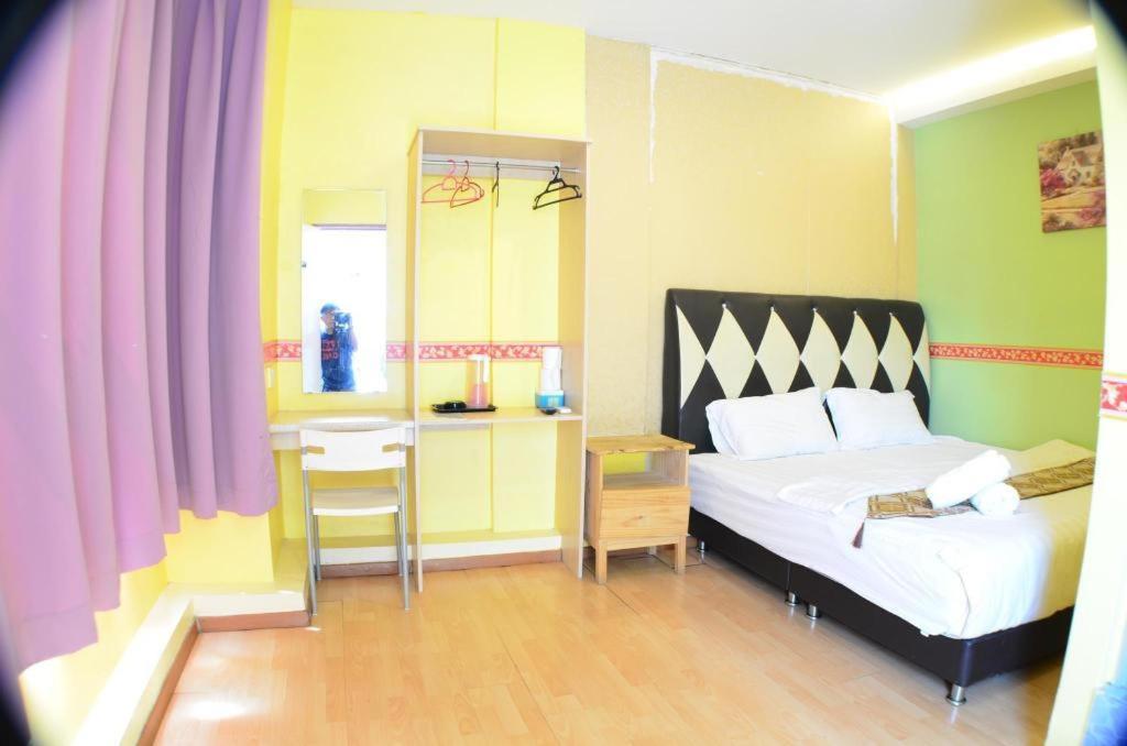 Hotel Zamburger Sungai Besi Kuala Lumpur Extérieur photo