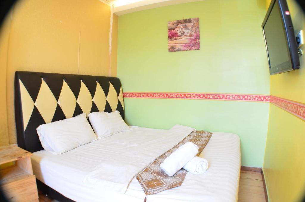 Hotel Zamburger Sungai Besi Kuala Lumpur Extérieur photo