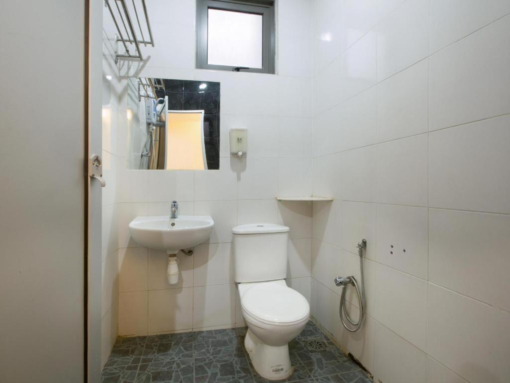 Hotel Zamburger Sungai Besi Kuala Lumpur Extérieur photo
